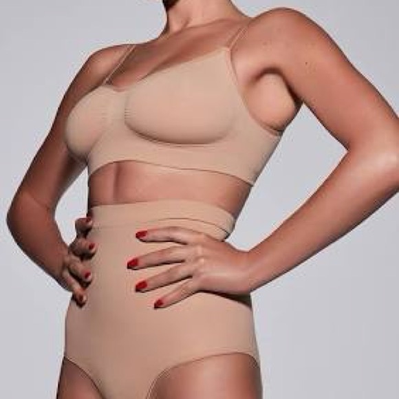 SKIMS Tan High-Waisted Shaping Bottoms - Picture 1 of 4